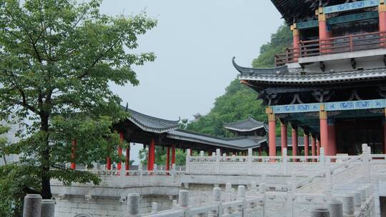 柳州文庙中式庭院古建筑雨景雨季大雨暴雨