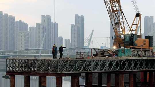 厦门环东之眼施工平台早晨高清