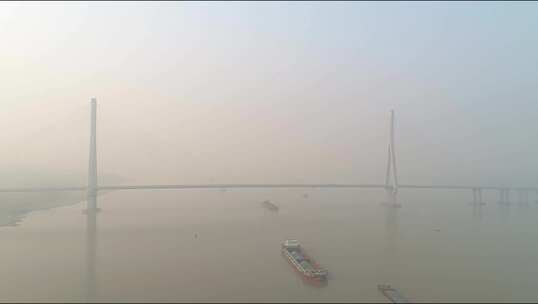 航拍望东长江大桥