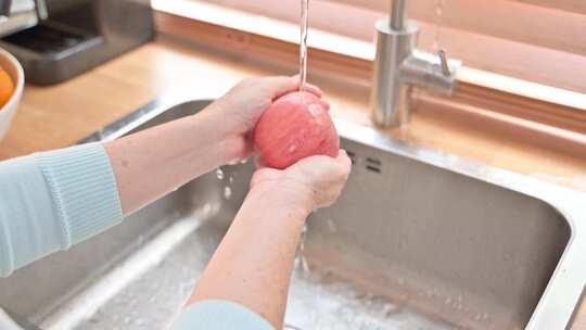 水洗苹果