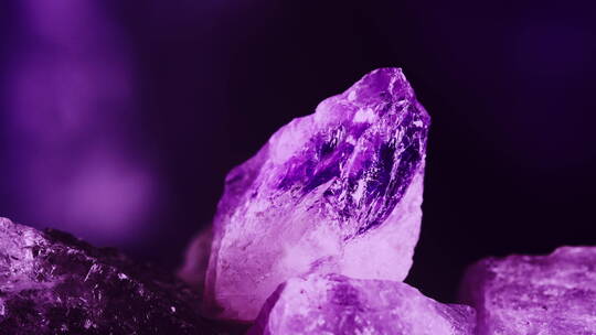 紫色宝石水晶闪烁唯美抽象美妆素材