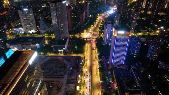 浙江省杭州市钱江新城钱塘江两岸夜晚夜景车