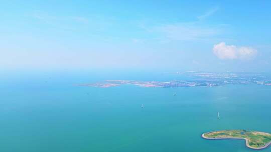 海南儋州海花岛城市建筑旅游度假，夏天蓝天