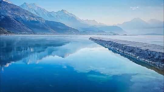 日出云海雪山日照金山唯美早晨清晨风景风光