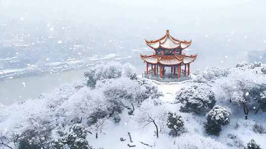 霜降冬日雪景亭台楼阁中国风古建筑亭子森林