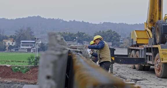 4K实拍工地农民工修路修桥建筑工地