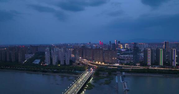 4k城市洛阳河流航拍蓝调时刻城市夜景