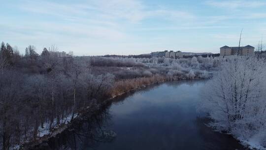 吉林二道白河魔界漂流，航拍冰河雪景