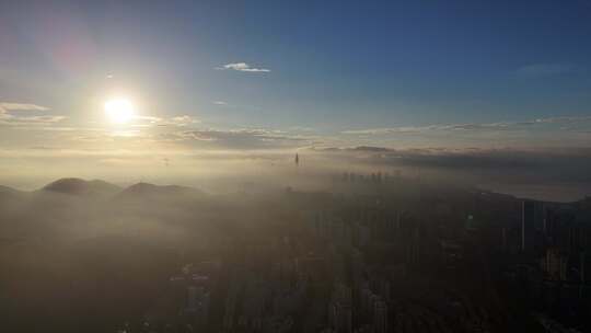 深圳南山福田市区平流雾光影交错