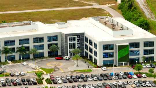 无人机航拍视频伽林护理学院彭布罗克松树佛罗里达美国