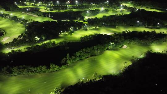 4K高尔夫球场夜景航拍