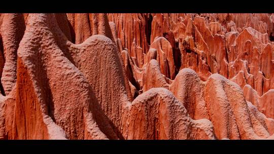 甘肃戈壁滩沙漠红色石头山视频素材模板下载