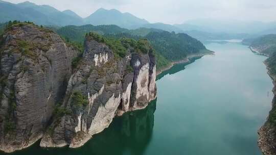 青山绿水大美山川九天母石看世界仡佬之源