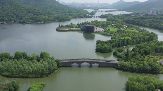 航拍杭州萧山湘湖跨湖桥遗址博物馆