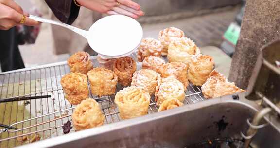 新疆美食点心糕点馓子花馓子制作