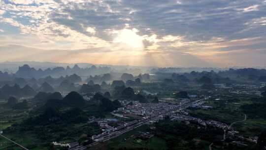 广西桂林阳朔漓江仙境风光