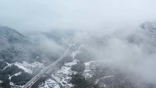 高速公路春运冰雪天气交通运输航拍