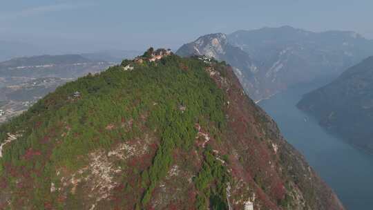 长江三峡巫峡红叶