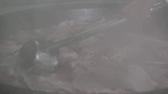 熬煮羊汤烹制羊汤全流程视频素材模板下载