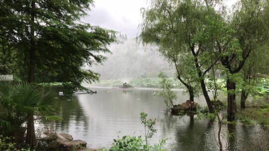 公园湖面喷泉灌溉