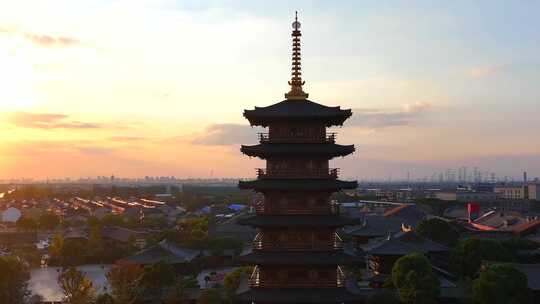 航拍上海宝山寺 金色寺庙