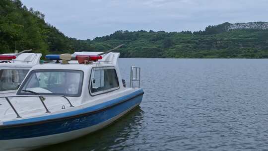 高清航拍四川眉山彭山龚家堰水库湖自然风光