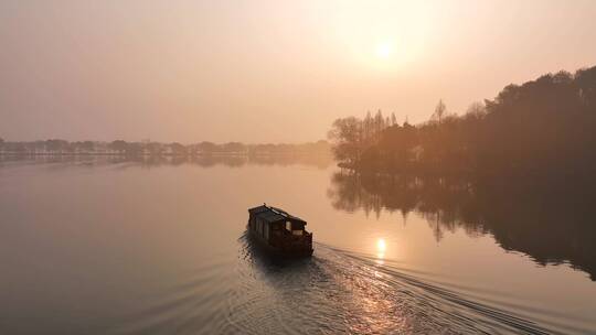 19 杭州 风景 航拍 西湖 小船 日出