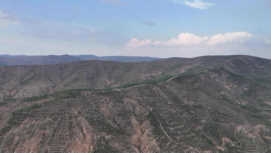 光秃秃的山川西北高原风貌航拍