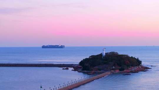 4K航拍青岛小麦岛夕阳海景