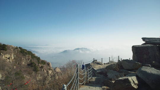 中国山东泰安泰山山顶风景风景区