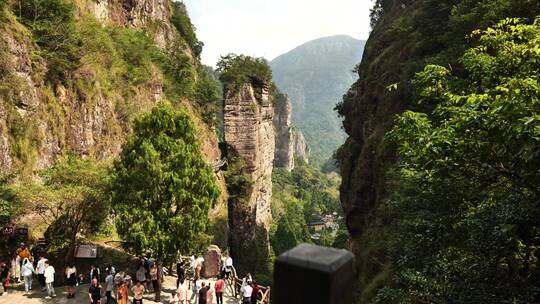 温州雁荡山里的风景奇观