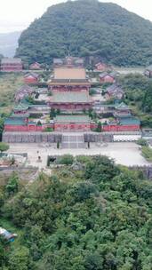 旅游景区张家界天门山寺竖屏航拍