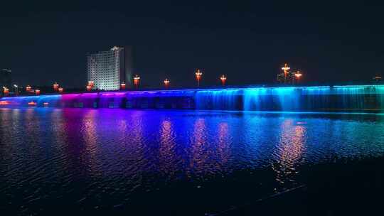 南宁南湖公园南湖大桥瀑布流水夜景灯光秀