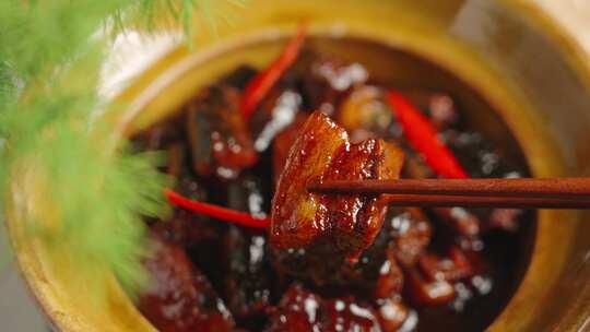 红烧肉猪肉美食美味食物中国菜特写视频素材模板下载