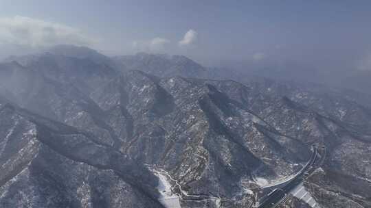 下雪 ￼ 云海 ￼户外 山峰 秦岭