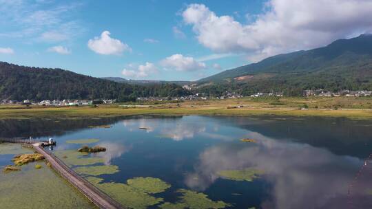 4k云南风光视频腾冲神奇湿地湖面倒影山脚村