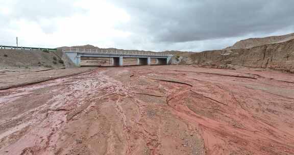 青甘大环线 青藏公路 戈壁