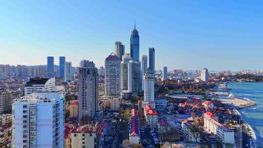 航拍山东烟台滨海城市建筑海岸线风光全景