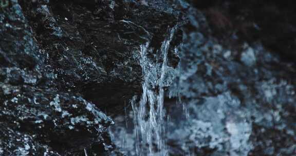 水，岩石，溪流，熔毁