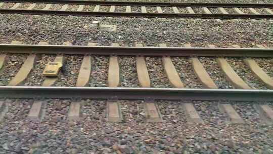 火车动车高铁行驶轨道特写视频素材视频素材模板下载