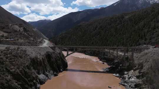 西藏那曲地区丁青县怒江大桥高空航拍