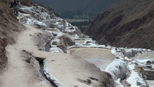 秘鲁盐田流水景观视频素材模板下载