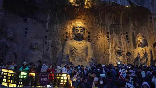 洛阳龙门石窟世界文化遗产文物旅游夜景