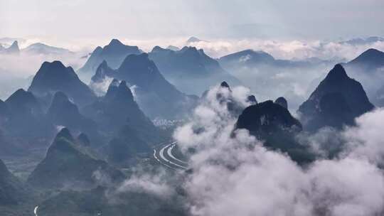 航拍桂林喀斯特地貌山峰山脉