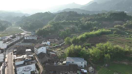 航拍福建宁德福鼎太姥山海上仙山风光