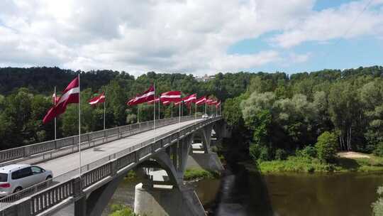 Sigulda Gauja大桥的无人机镜