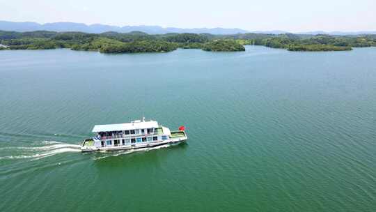 湖景湖泊素材，旅游游船，湖北荆州洈水风景