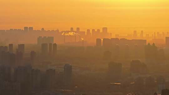 中国黑龙江哈尔滨日出晨雾城市风光航拍