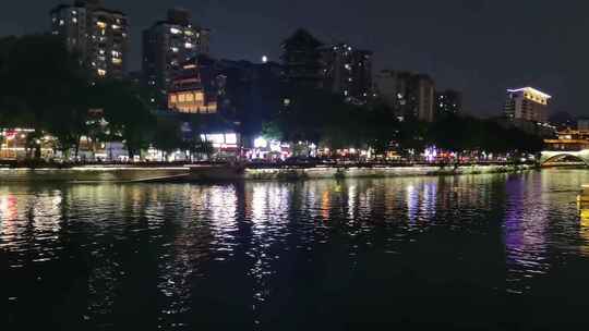 夜色中的成都市锦江区安顺廊桥