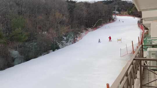 滑雪场滑雪视频素材模板下载